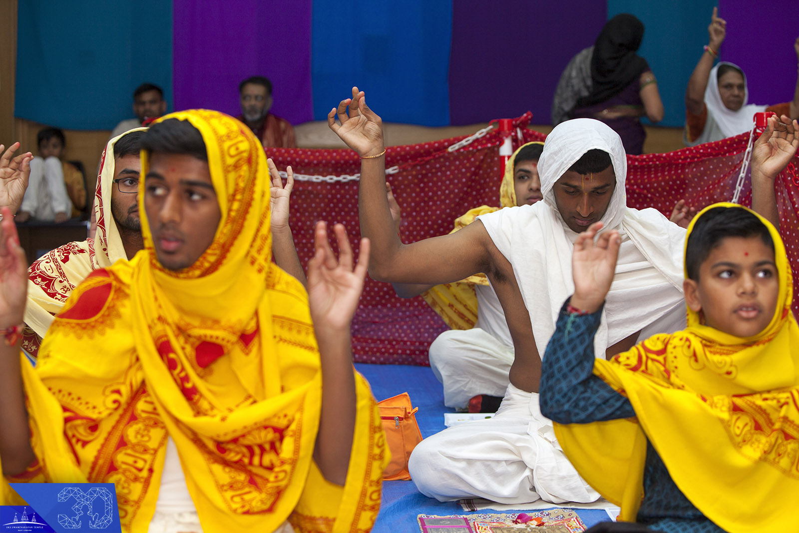 27  - ©1987-2017 SKS Swaminarayan Temple East London